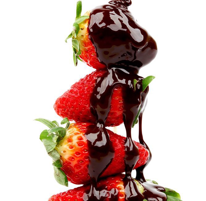 Chocolate Strawberries are the perfect sweet treat when you are trying to lose weight