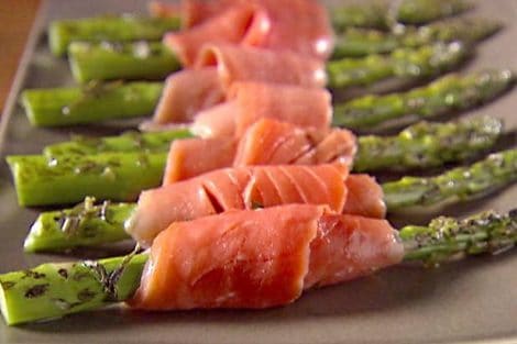 Make it a Romantic Valentines Day 2022 for your love with this delicious asparagus and ham recipe!Registered Nurse led Slim R Us weight loss clinics in Donegal and Online! Make it a Romantic Valentines Day 2022 for your love!