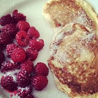 Slim R Us Pancakes and Fruit from the 7 Meals Ideas